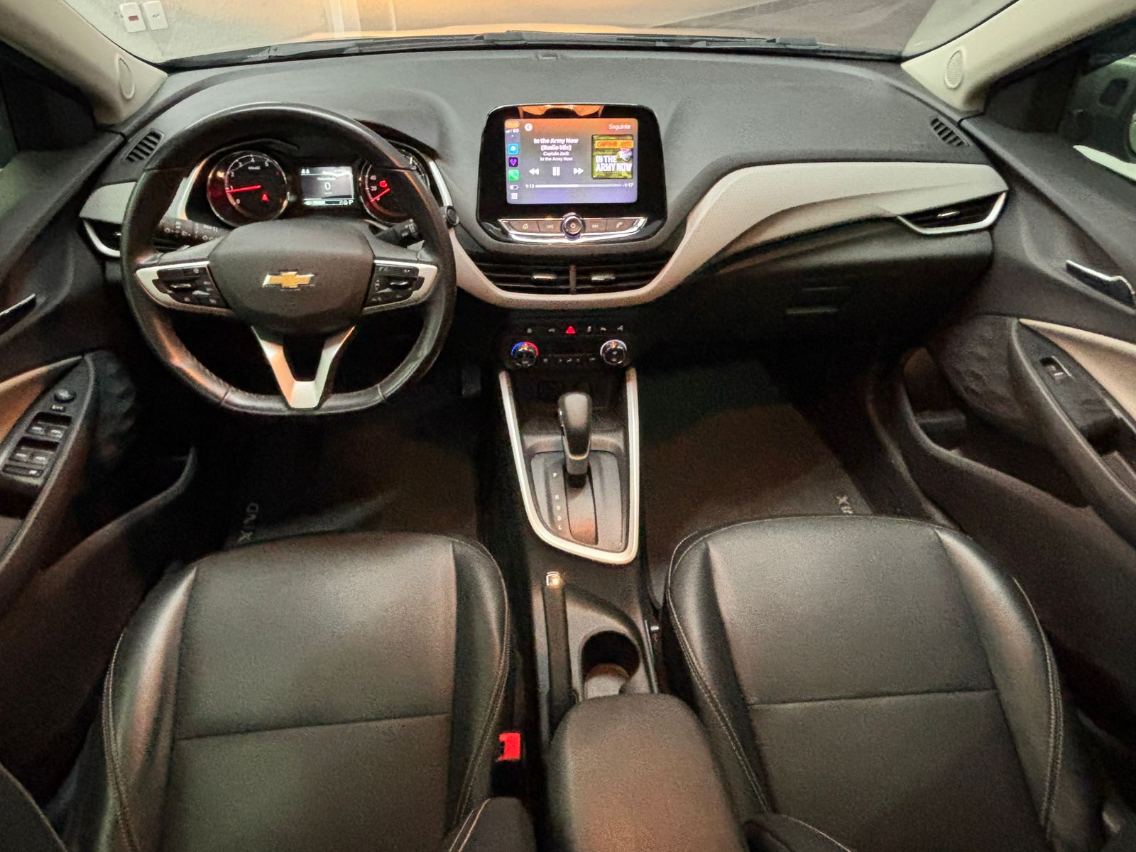 ONIX SEDAN 10