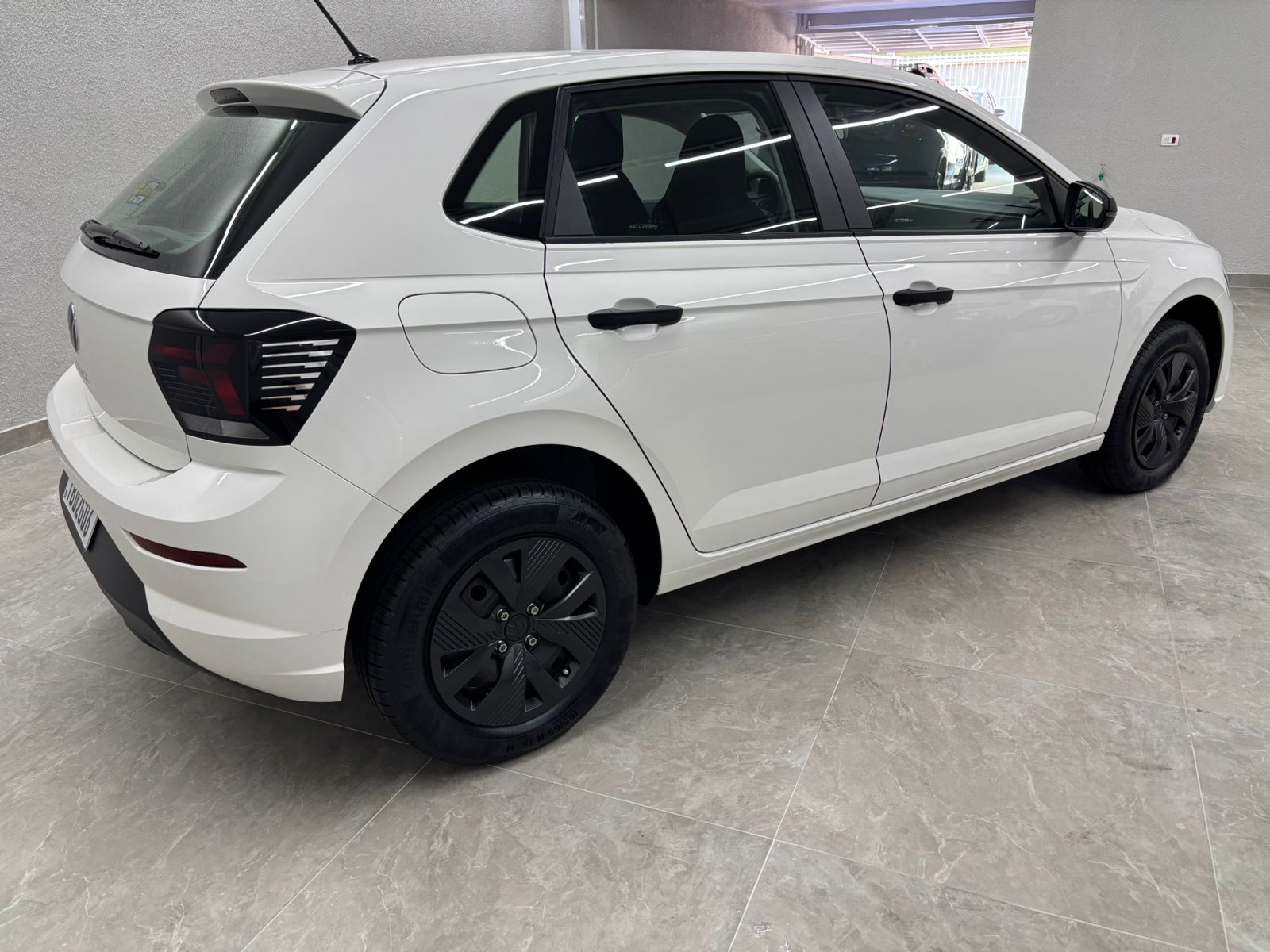 POLO BRANCO 10