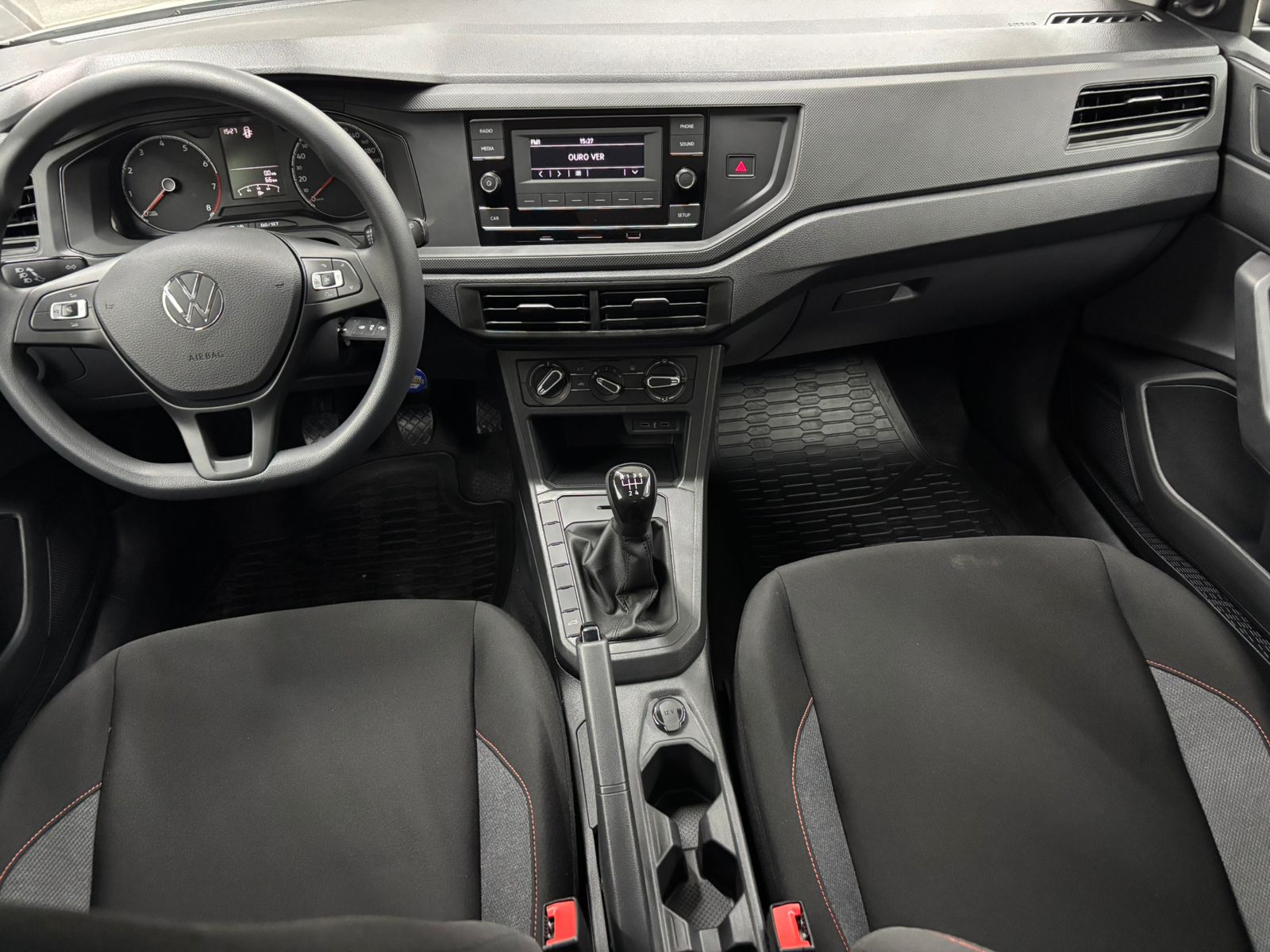 POLO BRANCO 3