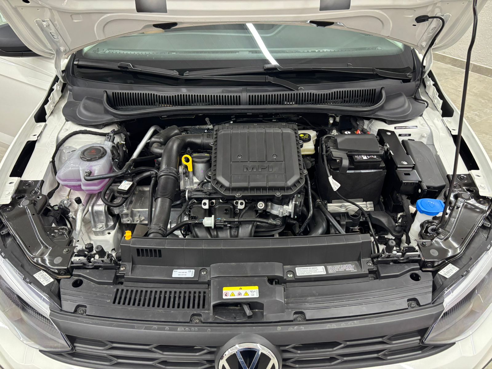 POLO BRANCO 5
