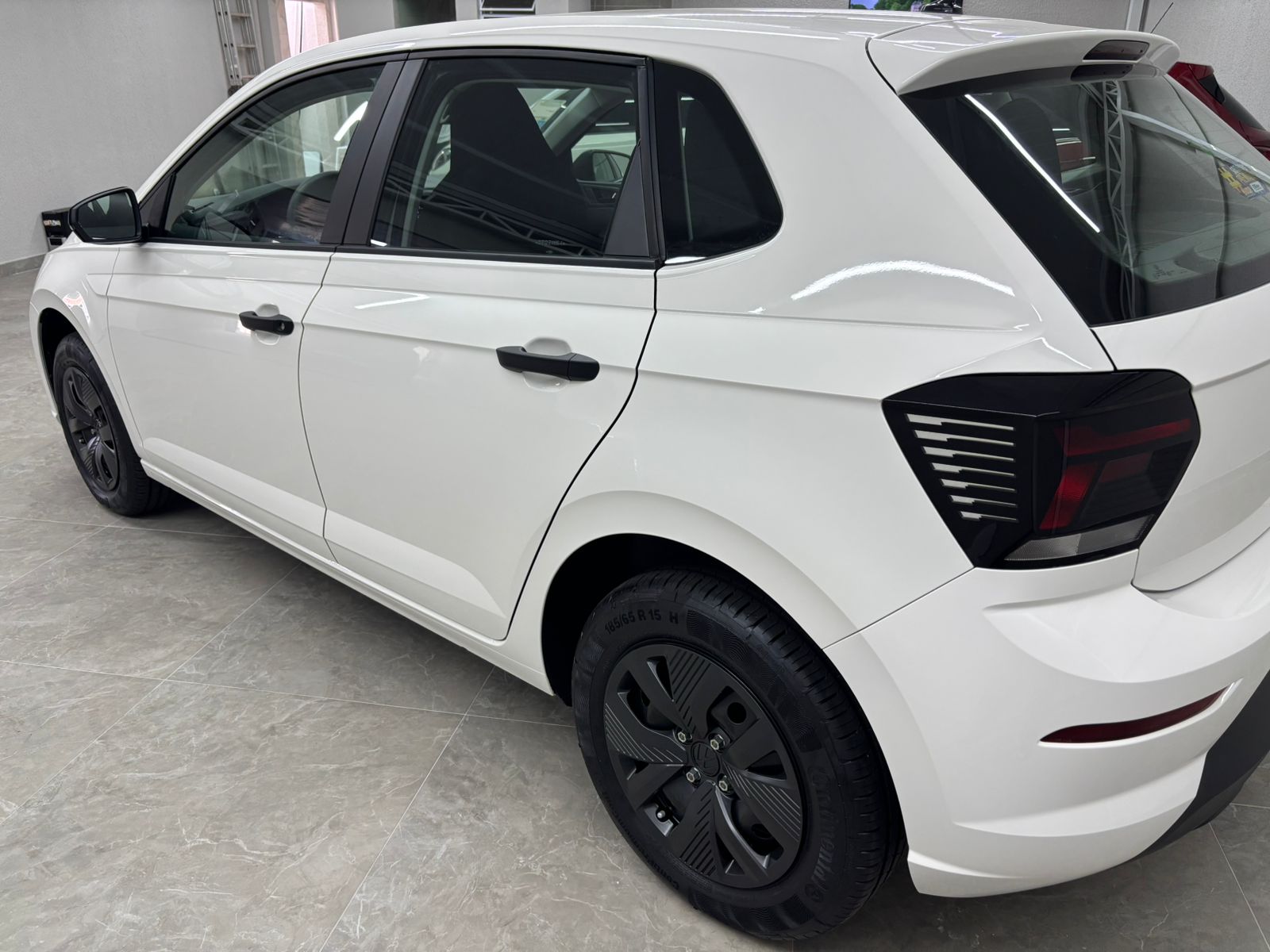 POLO BRANCO 7