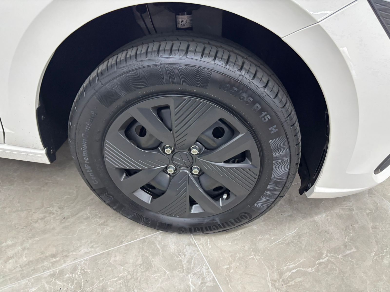 POLO BRANCO 9