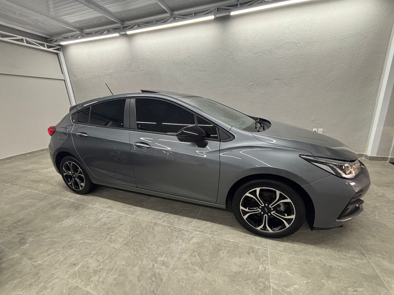 CRUZE CINZA 6