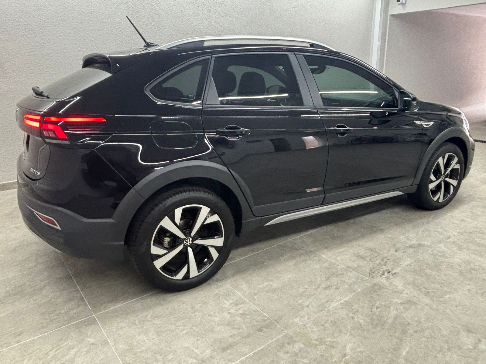 NIVUS PRETO 6